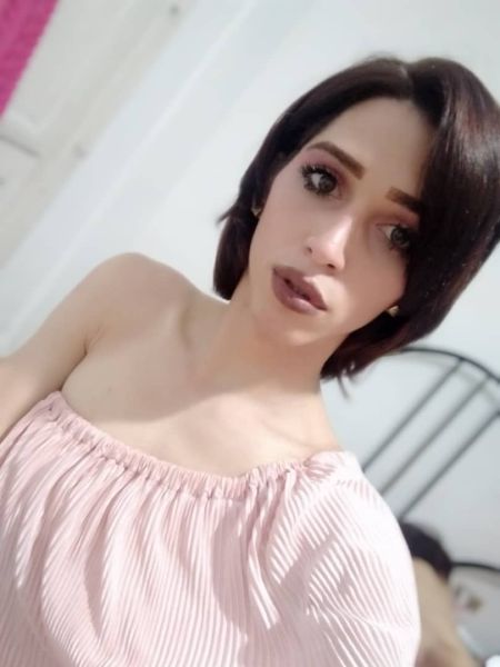 Sexy atrevida alocada en la cama me está Aser de todo en fin el pak completo 