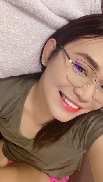 Newest ladyboy in town natural no any surgeries 😊 Philippines half Spanish 25 years old. 

