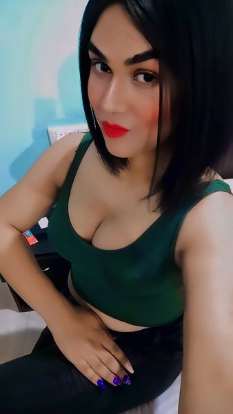 Hey Guys I'm Lyra  now in Bangalore 
I'm with 36 boobs ,  Bum 38-39 , Slim Body with curved Belly , Skin colour BROWN , Butterfly On chest & Dimple on cheeks , Eyes Black , Hair Colour black..
All services available call me now