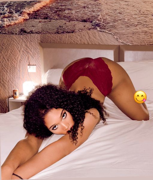 Se volete divertimento vero sono quella giusta per te 😋💗 scrivetemi tranquillamente su whatsapp 📍Ferrara e Bologna 

Scrivetemi su whatsapp o Telegram: evelynxnoia 